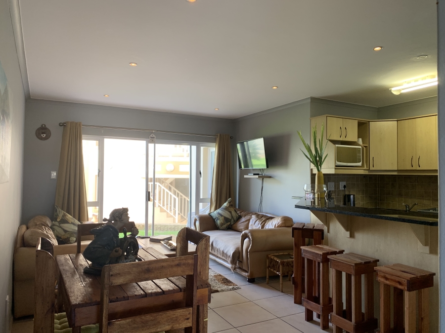 To Let 2 Bedroom Property for Rent in Marina Martinique Eastern Cape